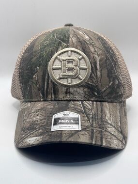 FAN FAVORITE Boston Bruins NHL Camo Trucker Hat, SnapBack, Adjustable, NWT